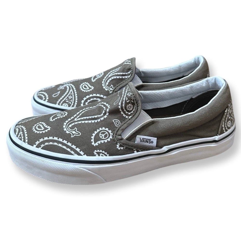 Vans Classic Slip-On Olive Green Paisley Bandana Sneakers Women’s Size 7 - Picture 4 of 12